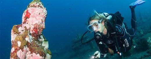 How Scuba Diving Works